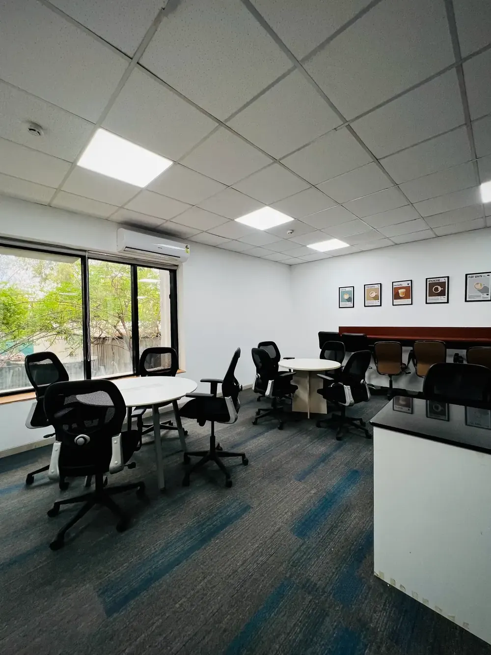Breakout and discussion area at Dimension
